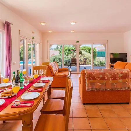 Villa Bentley By